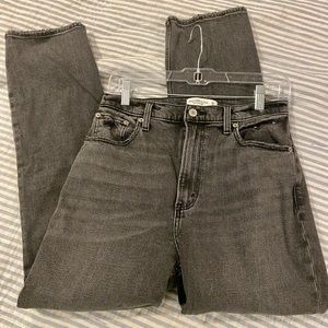 Abercrombie Grey Ultra High Rise Ankle Straight Jeans